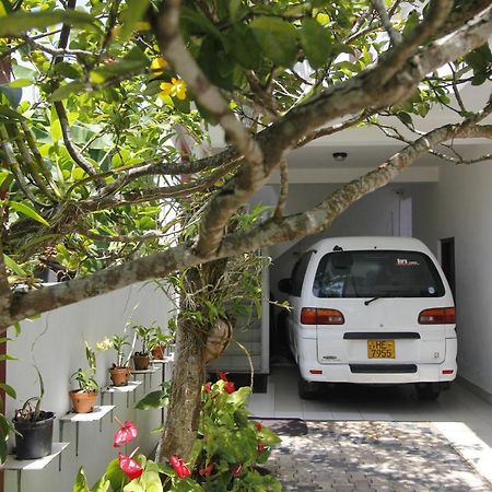 Bentota Home Stay Bagian luar foto
