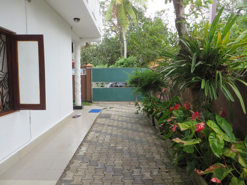 Bentota Home Stay Bagian luar foto