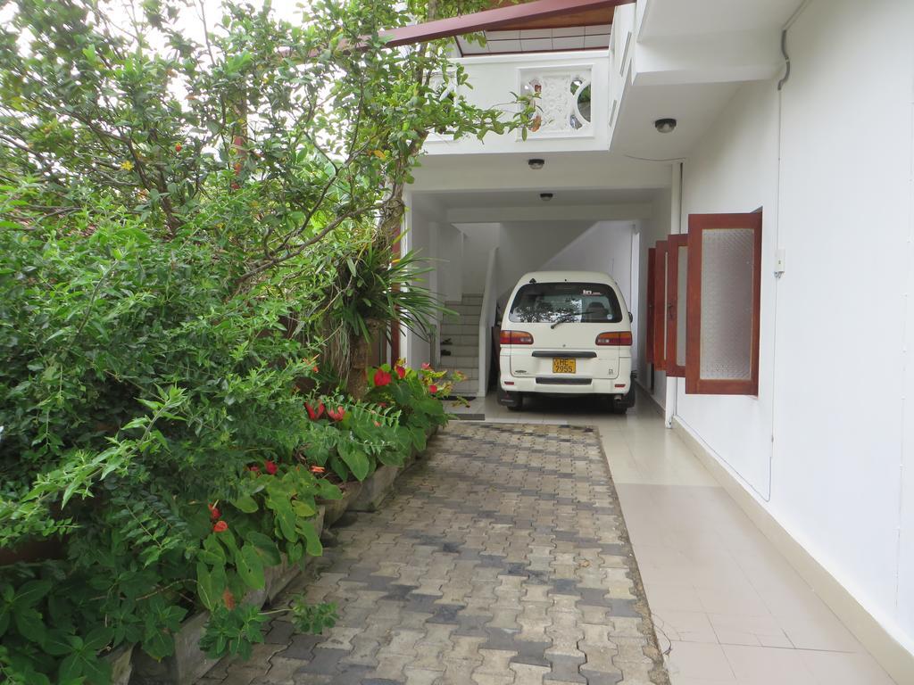 Bentota Home Stay Bagian luar foto
