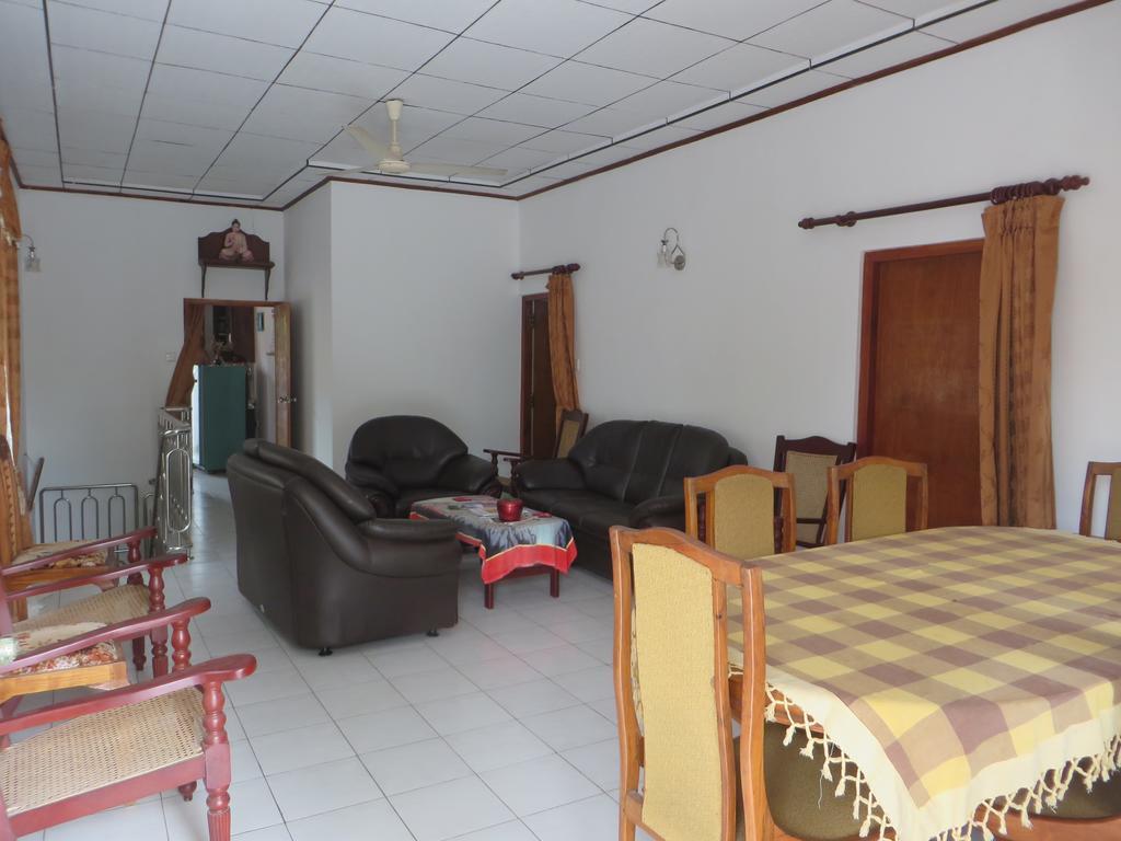 Bentota Home Stay Bagian luar foto