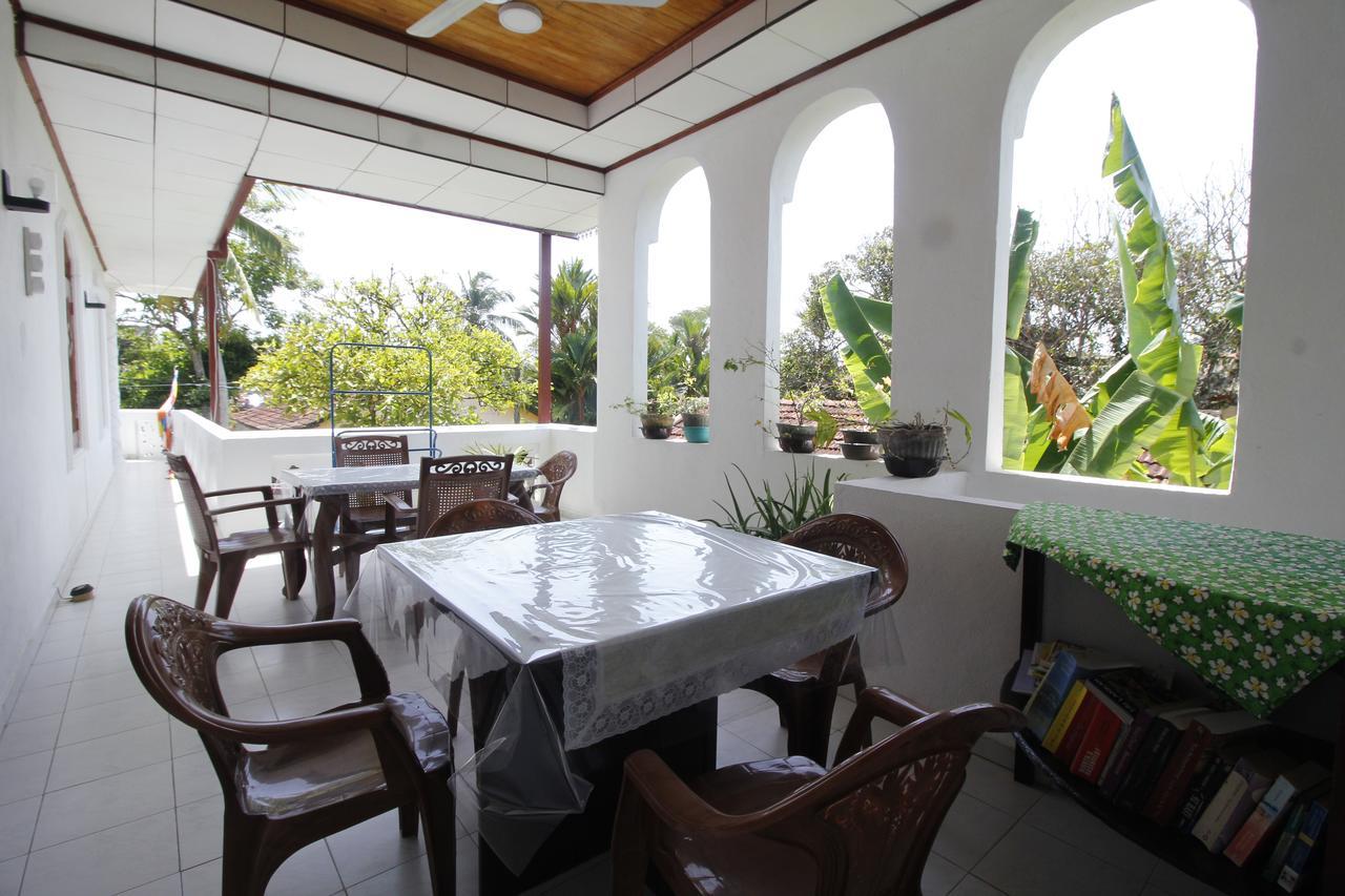 Bentota Home Stay Bagian luar foto