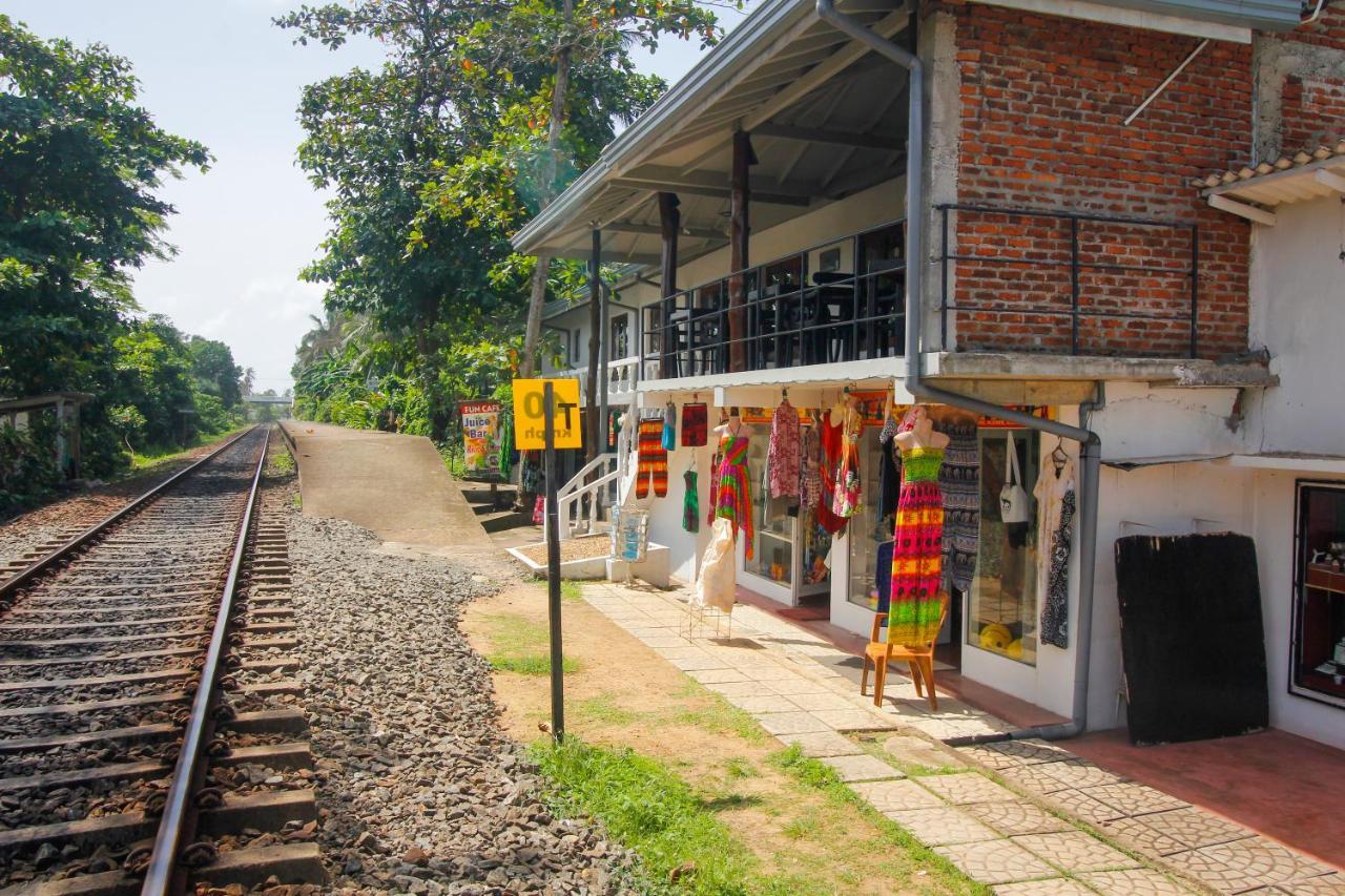 Bentota Home Stay Bagian luar foto